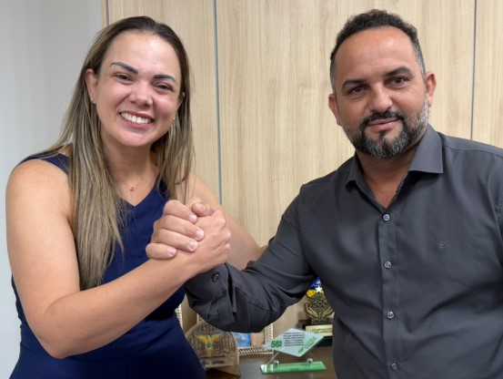 CLÁUDIA DE JESUS: Deputada destina R$ 200 mil para modernizar laboratório em Pimenteiras