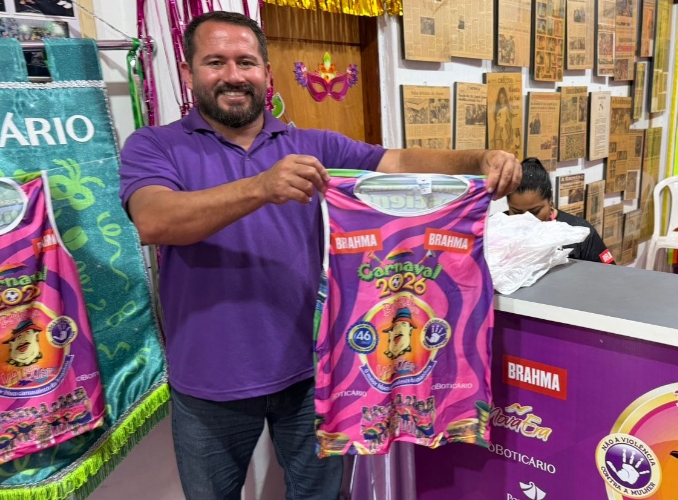 ÚLTIMO LOTE: Restam poucas unidades de abadás da Banda do Vai Quem Quer