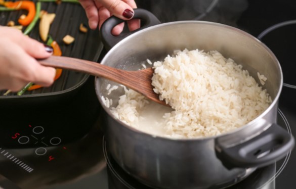 OUTROS INGREDIENTES: Esse é jeito certo de cozinhar o arroz e evitar picos de glicose