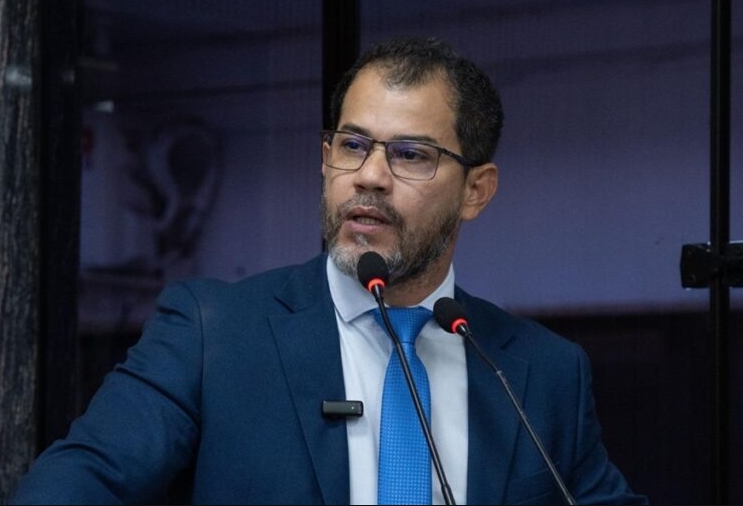 OLHO NO SENADO: Nilton Souza mira Bruno Bolsonaro e eleva o tom da disputa em RO