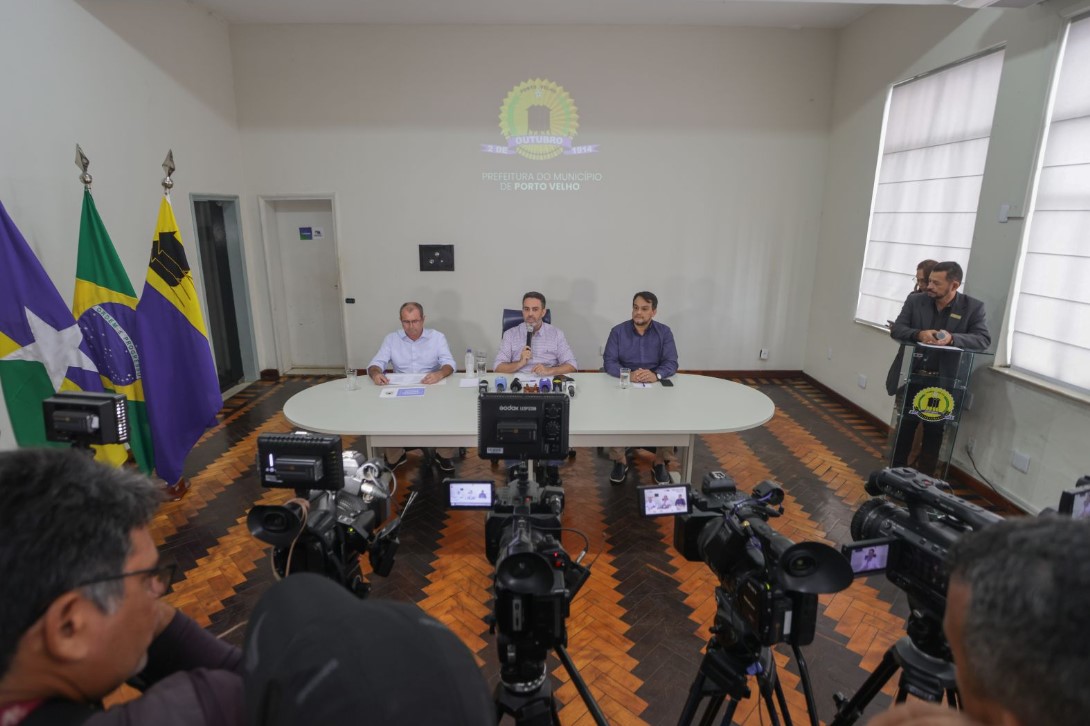 TRANSPARÊNCIA: Léo Moraes apresenta contas públicas e situação fiscal de Porto Velho