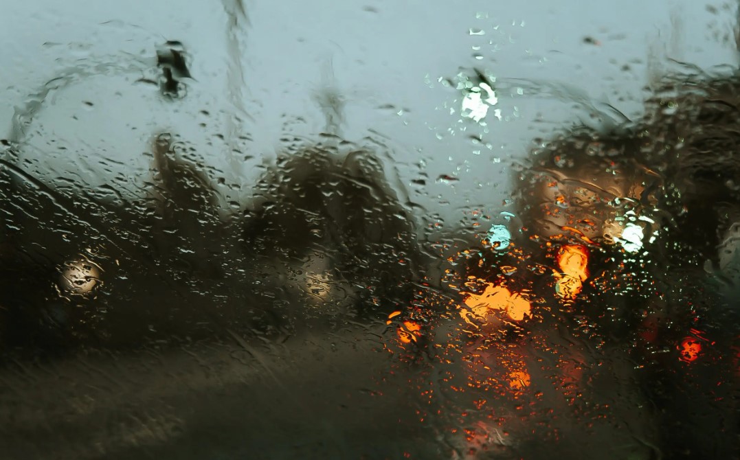 MUDANÇA NO AR: Pancadas de chuva isoladas e tempo ameno marcam a terça-feira em Rondônia