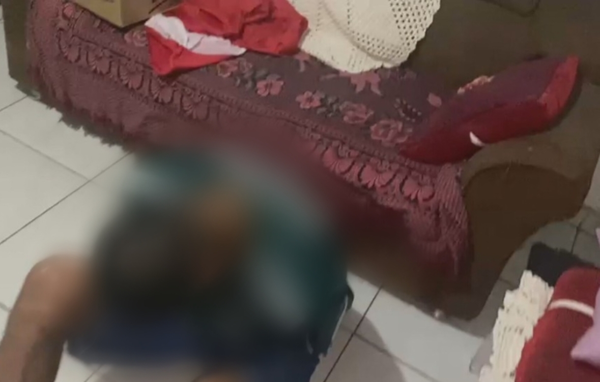 NA 7 DE SETEMBRO: Ladrão é pego por populares após furto de edredons e bateria