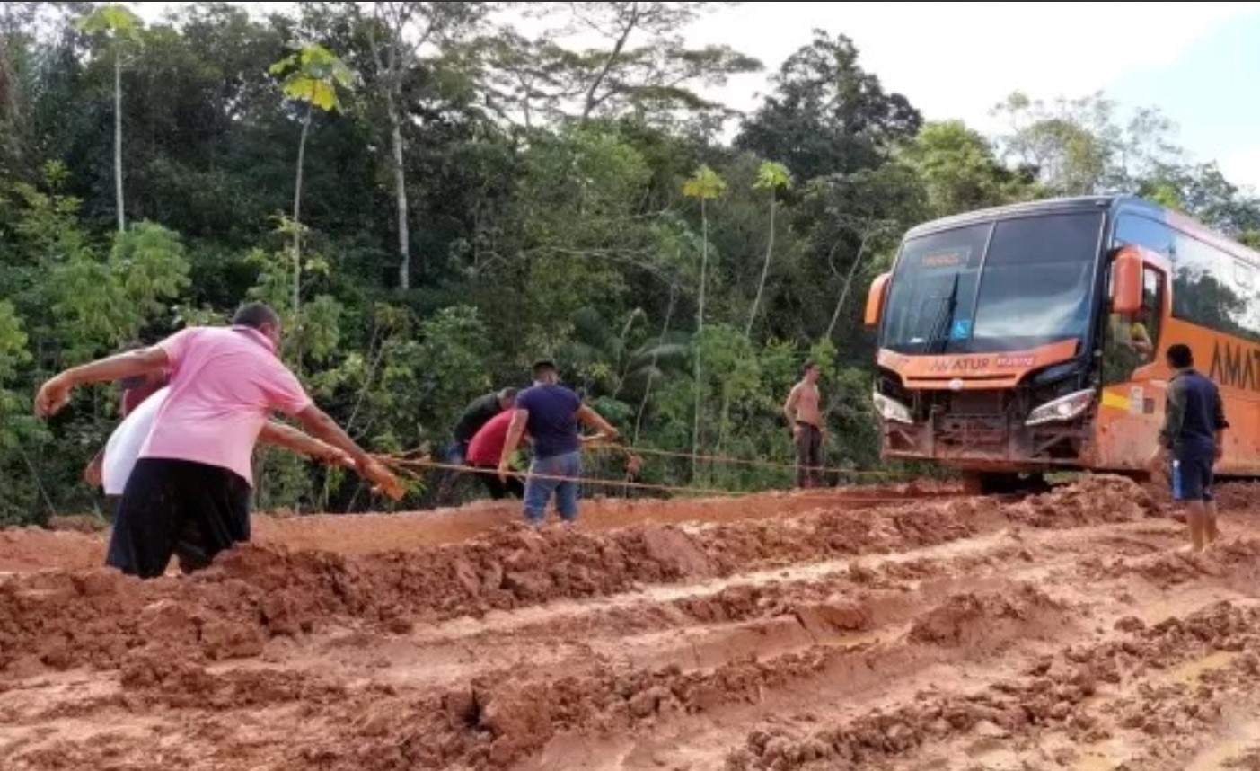 OBRA ESPERADA: Derrubada de veto no Congresso deve liberar BR-319 de licenciamento
