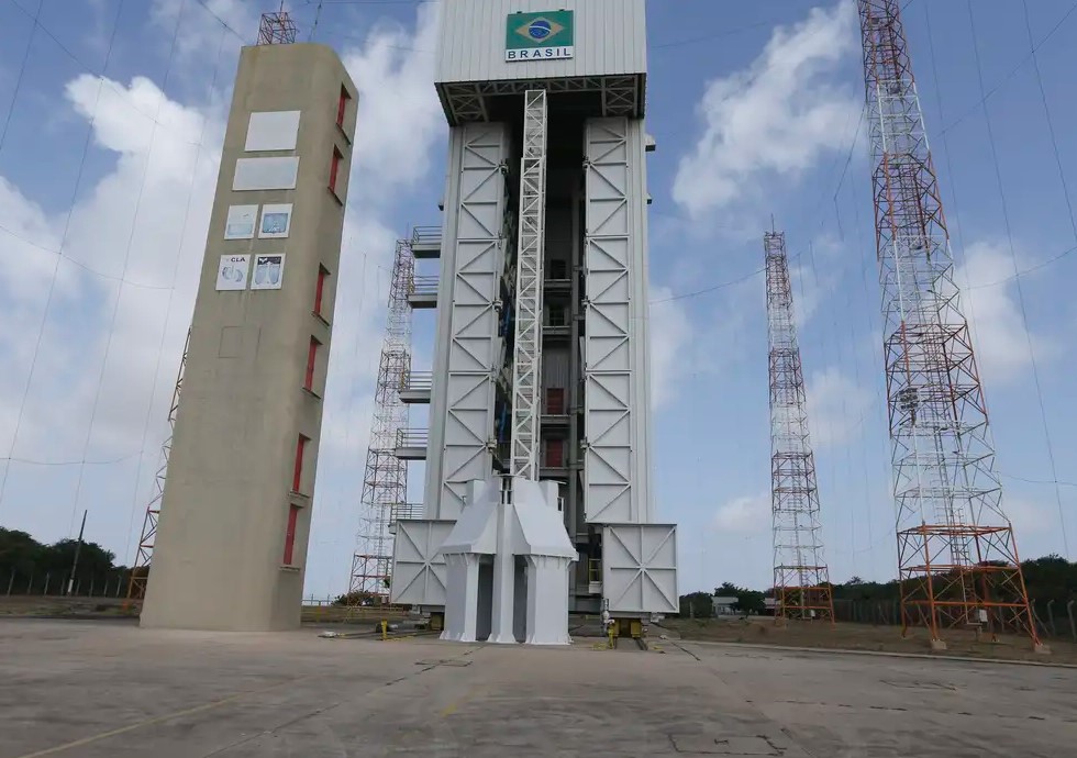 TECNOLOGIA: Tudo pronto para o 1º lançamento comercial de um foguete no Brasil