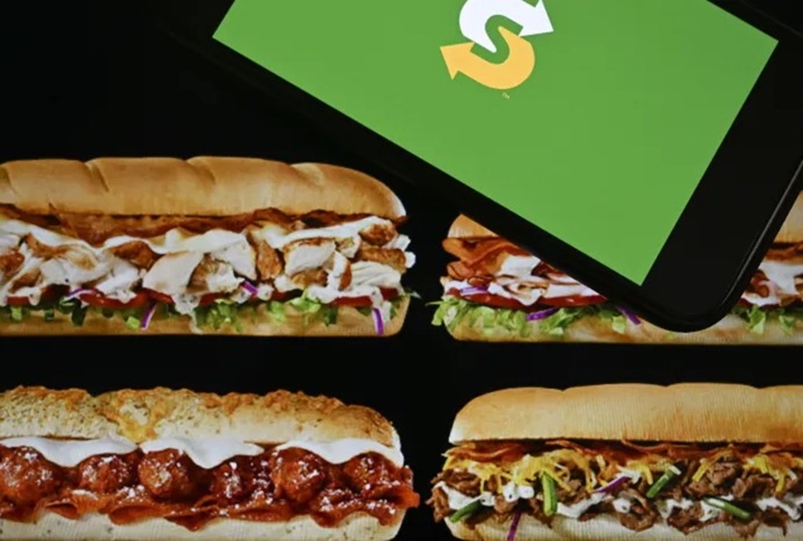 CONCURSO INUSITADO: Subway promete lanches grátis por toda vida para quem colocar a marca no nome