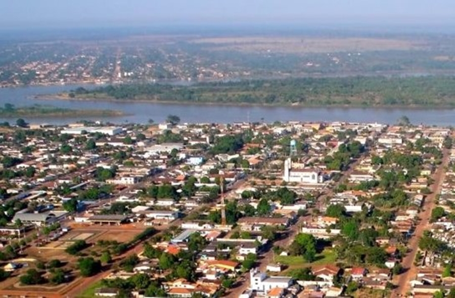 INSATISFEITOS: Bolivianos fecham fronteira devido à suspensão da licitação da ponte binacional