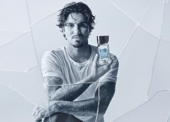 O BOTICÁRIO: Nova marca de perfumaria masculina 'Clash' tem Gabriel Medina como embaixador