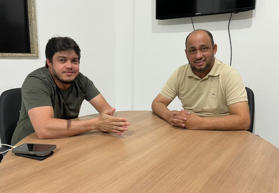 WANOEL MARTINS: Vereador discute avanços para os distritos de PVH em reunião