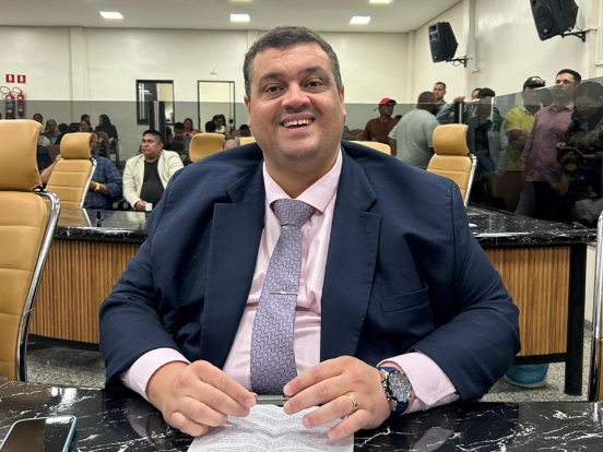 THIAGO TEZZARI: Vereador defende projeto de lei para ordenação e manutenção da fiação aérea