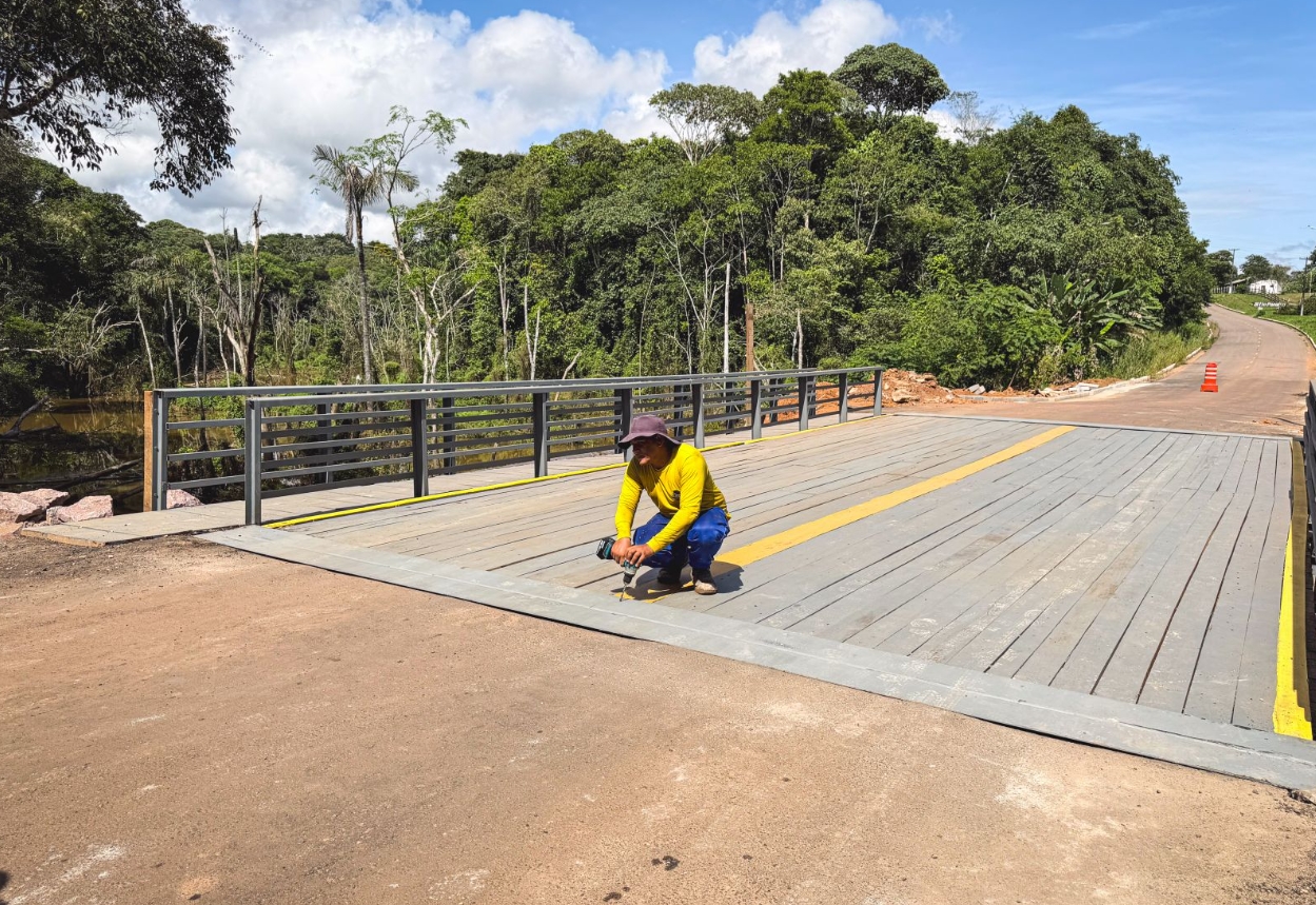 MOBILIDADE: Ponte do Bate Estaca garante passagem segura na Estrada de Santo Antônio