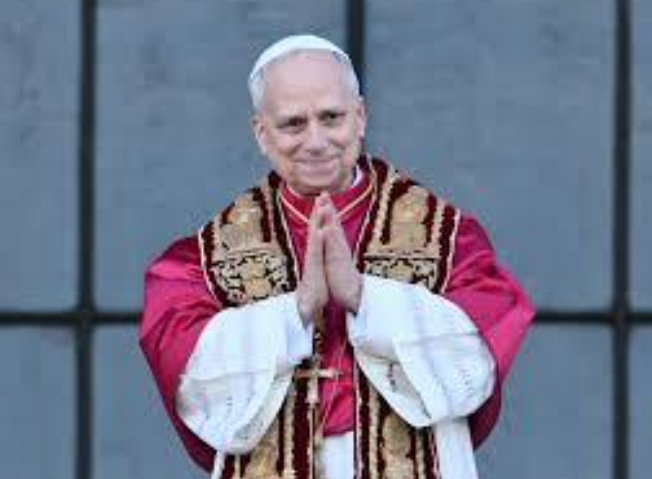 ESTÉTICA E RELIGIÃO: Vaticano alerta fiéis contra 'culto ao corpo' da cirurgia plástica