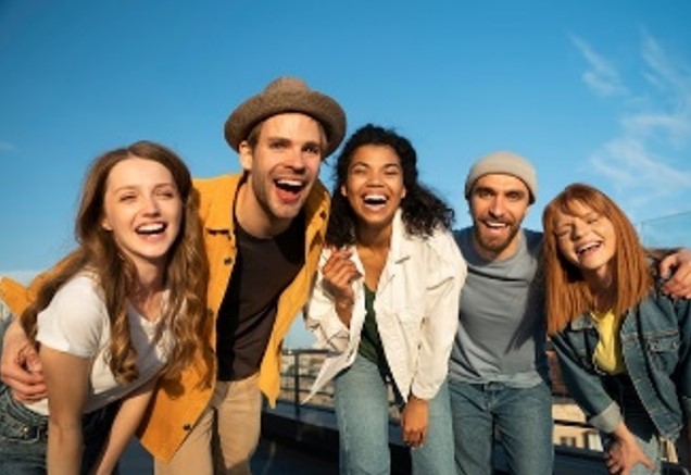 MAIS FELIZES: Brasil sobe no ranking de felicidade entre países