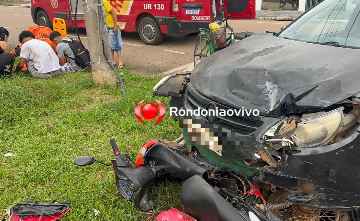 URGENTE: Mulher vai parar dentro de bueiro em grave acidente no Centro