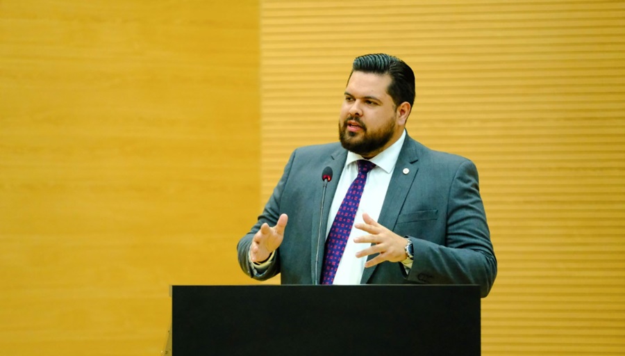 SEGURANÇA: Jean Oliveira quer polícia protegendo as escolas e pede reação contra os ataques