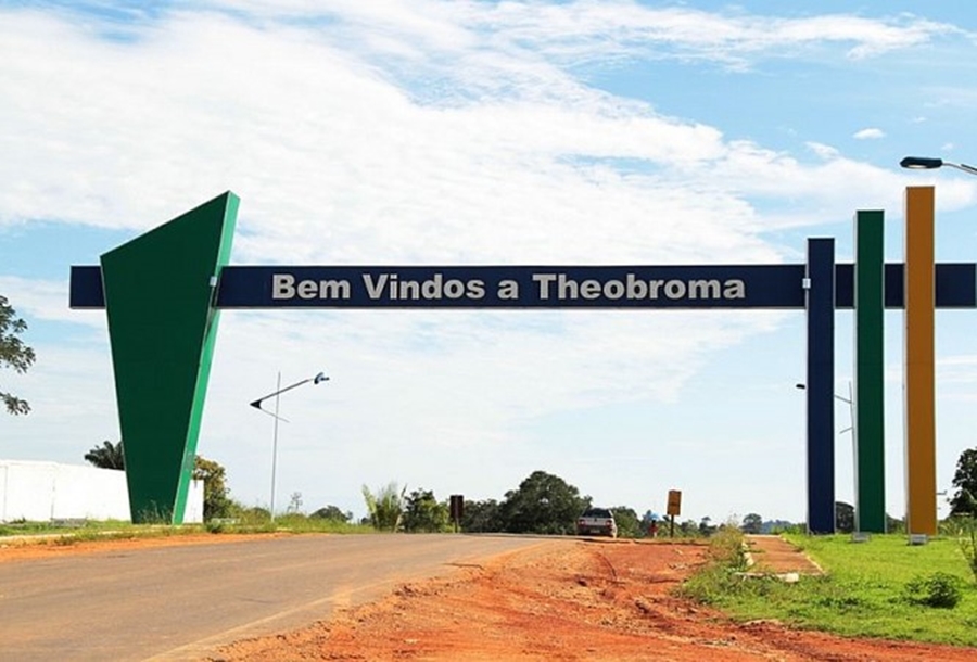 CLÁUDIA DE JESUS: Emenda de Cláudia de Jesus beneficia saúde de Theobroma