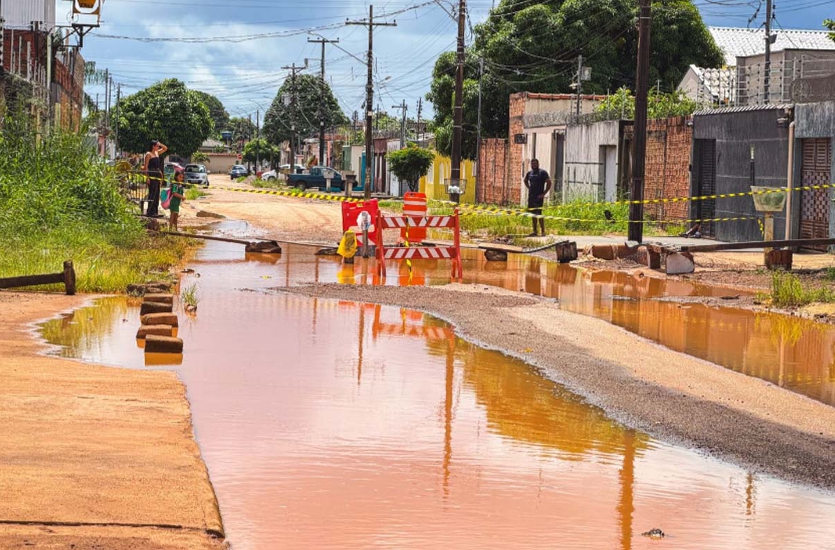 DRENAGEM: Prefeitura realiza obra na Rua Bandeirantes para acabar com alagamentos