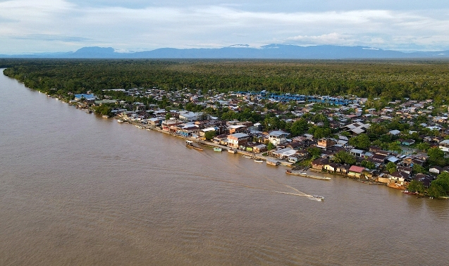 NA LAMPARINA: Isolamento e desigualdade travam transição energética na Amazônia