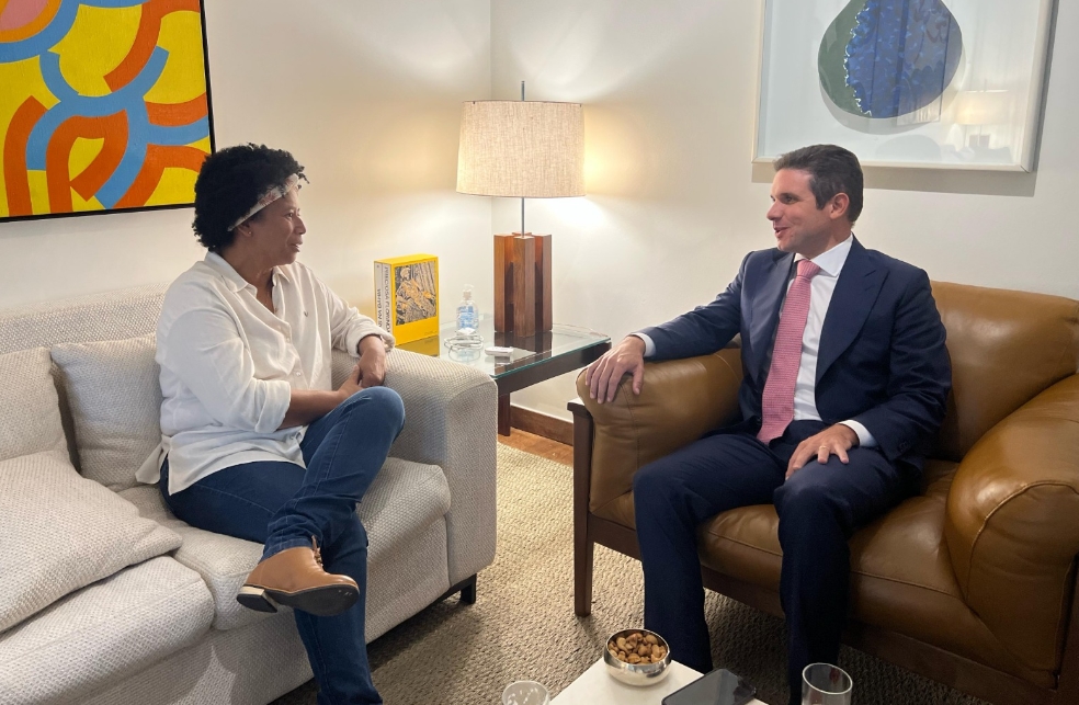 ESPERANÇA: Reunião da deputada Sílvia Cristina com Hugo Motta pode definir PEC 47