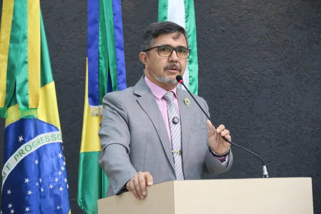CACOAL: Declaração de vereador sobre vigilância em frente à casa de Adailton Fúria amplia tensão política