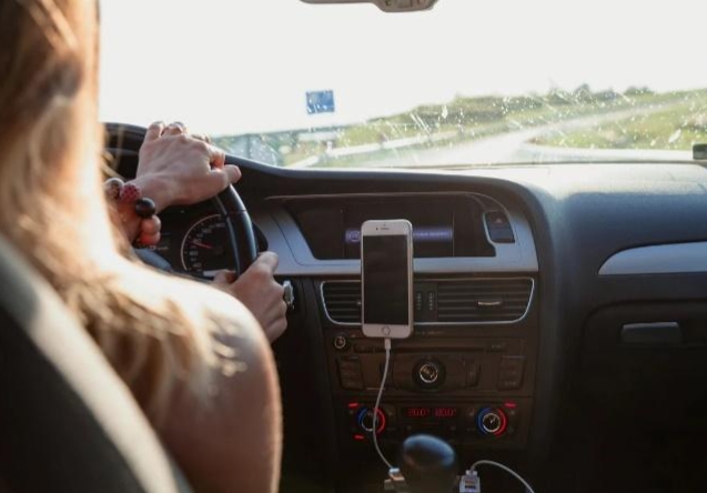 EM TESTE: Uber lança opção para passageiras viajarem com motoristas mulheres em Salvador