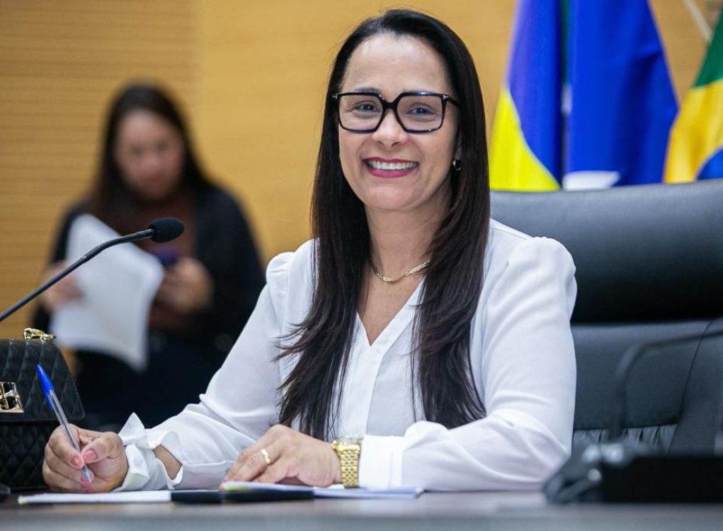 ROSANGELA DONADON: Deputada garante intervenção na Estrada da Penal, em Porto Velho