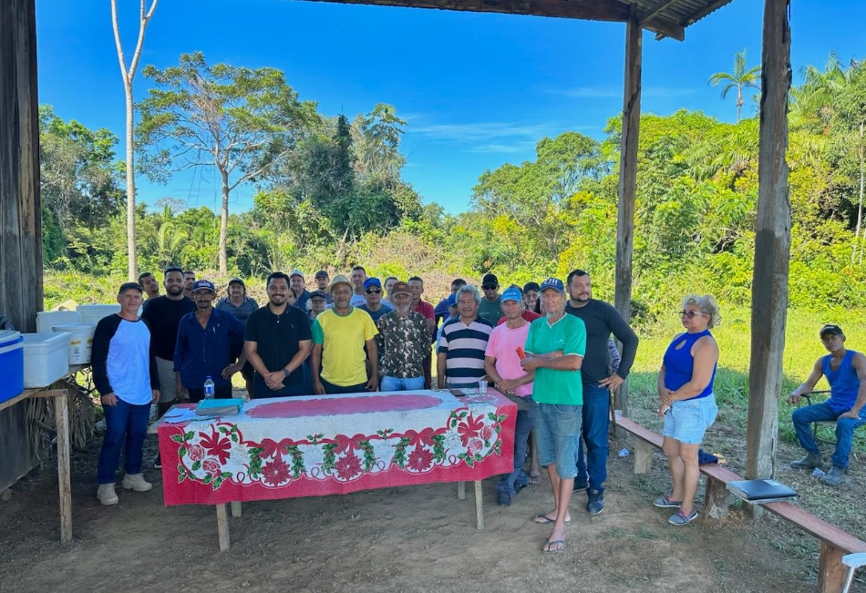 DR. GILBER: Vereador visita agricultores da linha c-30 e reforça apoio à agricultura familiar