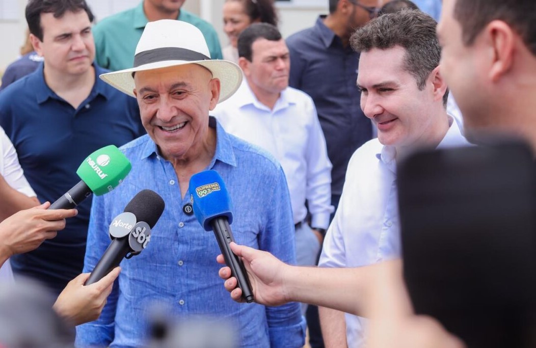 CONFÚCIO MOURA: Oposição testa forças e mira senador em Costa Marques