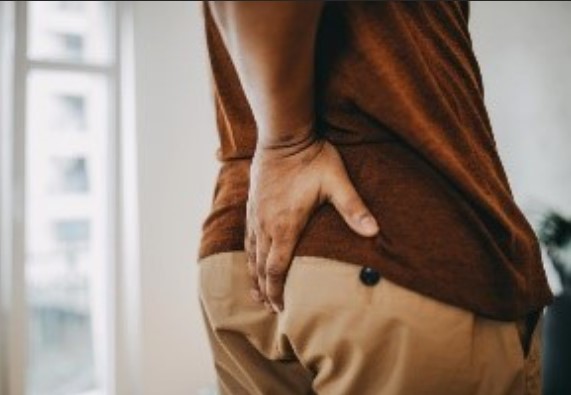 COMPLICAÇÕES: Os fatores mais comuns que provocam hemorroidas