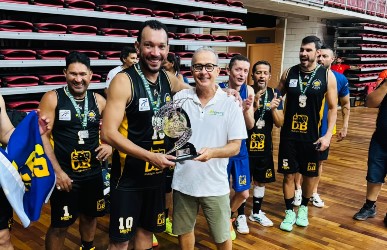 RONDÔNIA NO PÓDIO!: Miners Sports e Naftas conquistam vice-campeonatos no Master Ceará de Voleibol