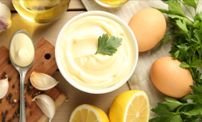  EM 5 MINUTOS: Receita de Patê de alho simples e cremosa