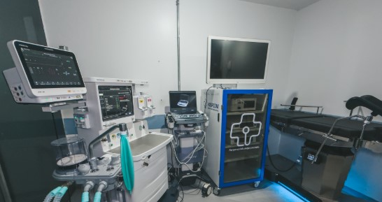 MAIS ESTRUTURA: Novos equipamentos ampliam capacidade de cirurgias na Maternidade Mãe Esperança