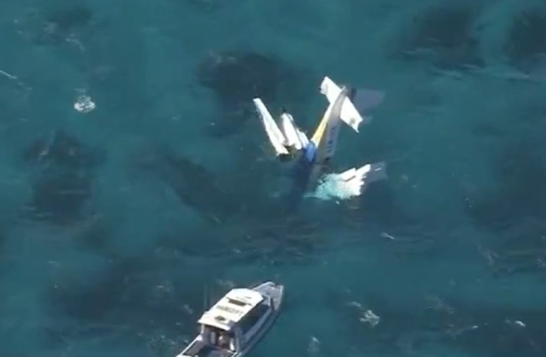 TRAGÉDIA: Três mortos na queda de hidroavião no mar em região turística da Austrália