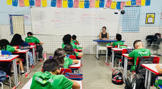 EDUCAÇÃO: Prefeitura convoca novos professores para reforçar rede municipal de ensino