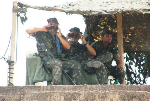 Exército continua com ocupação pirotécnica no futuro teatro estadual