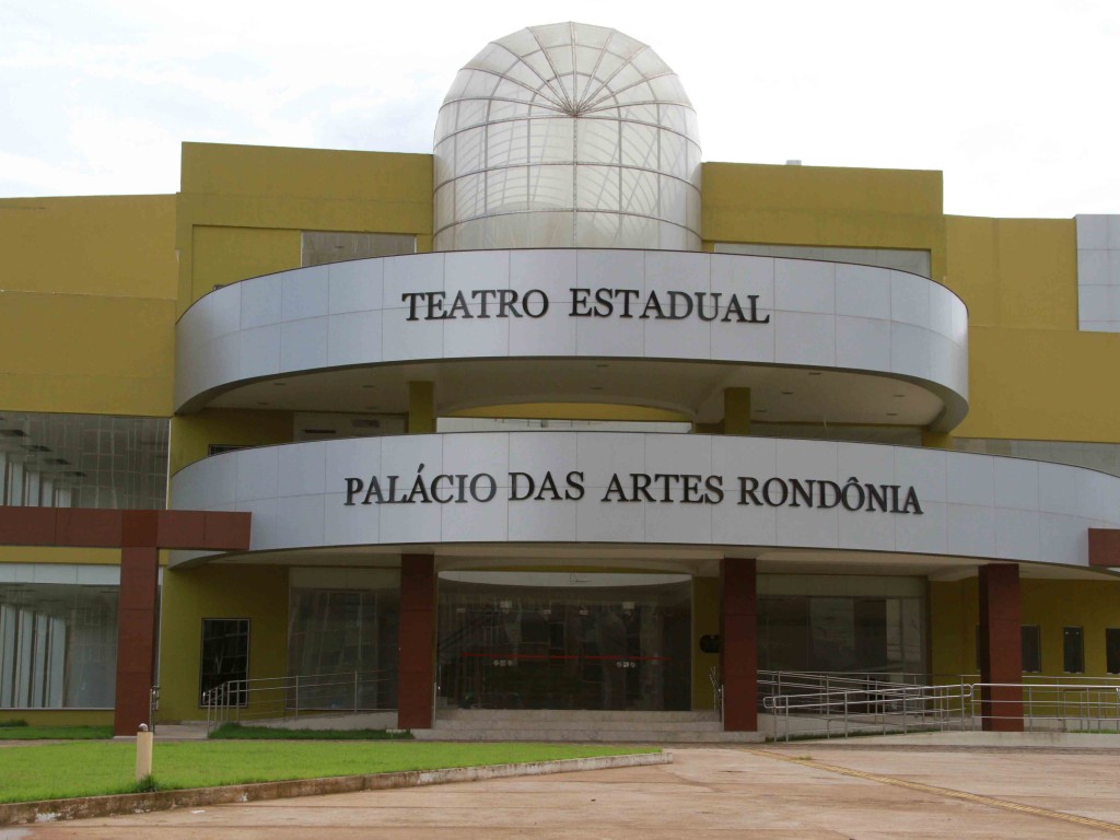 SEM PREVISÃO: Após quase um ano, Teatro Palácio das Artes continua interditado