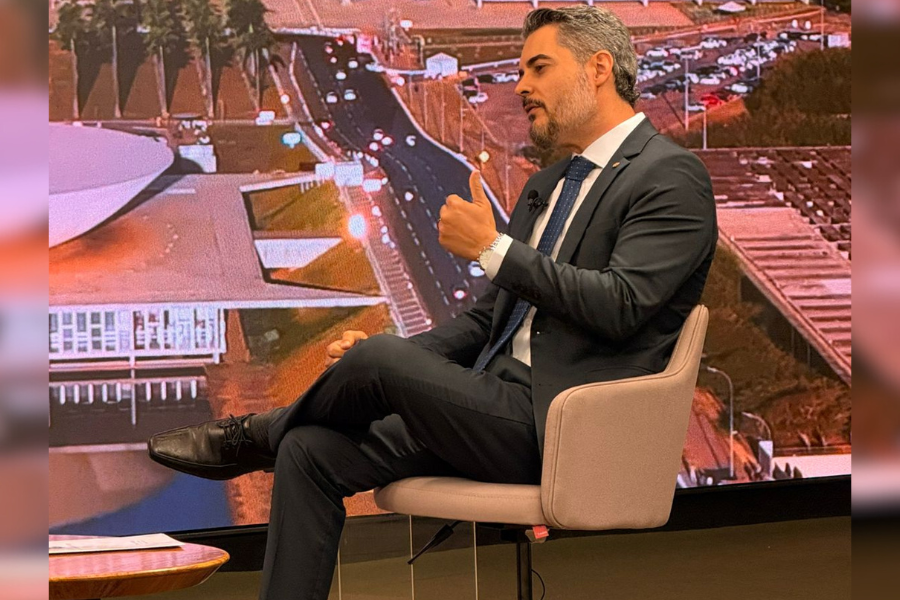 THIAGO FLORES: Deputado propõe proibir destruição de máquinas antes de decisão judicial 