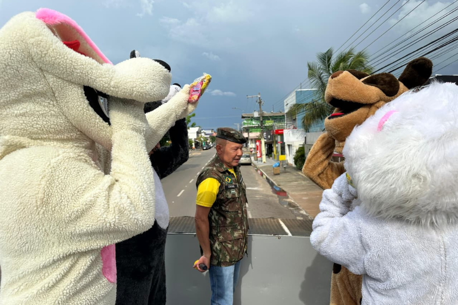 EM PORTO VELHO: Coronel Chrisóstomo realiza ação do 'Tropinha do Coronel' para Dia das Crianças 