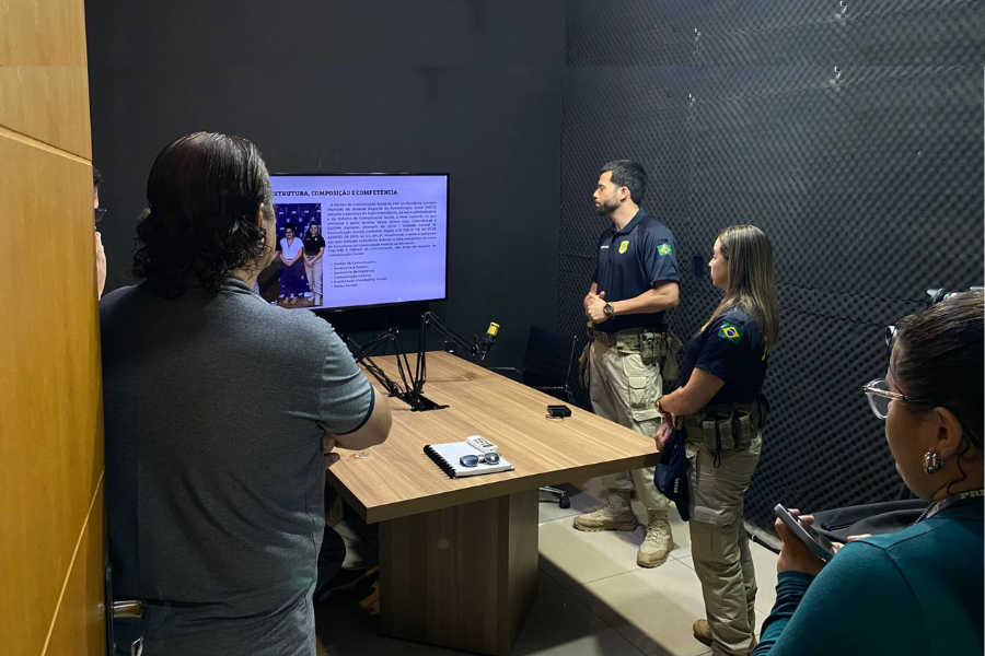PARCERIA: Equipe de Comunicação da PRF em Rondônia visita redação do Rondoniaovivo