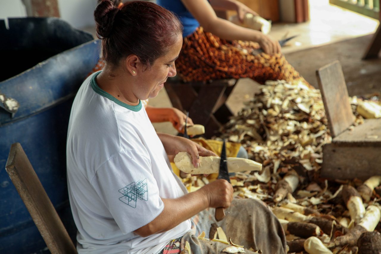 DESENVOLVIMENTO: Pequenos produtores recebem orientação para tornar terras em negócios rurais lucrativos