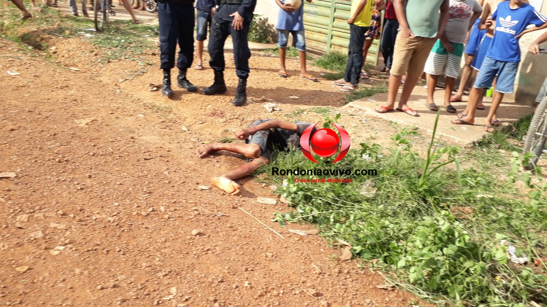 VÍDEO: Suspeitos de assalto em comércio são espancados pela população