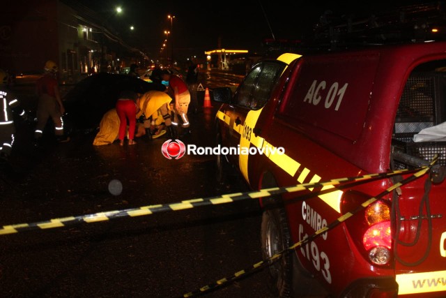 CHOQUE COM POSTE: Mulher morre em trágico acidente minutos antes do Natal