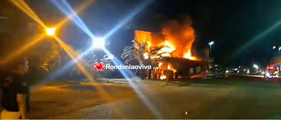 AO VIVO: Incêndio de grandes proporções destrói loja Rondobras na capital