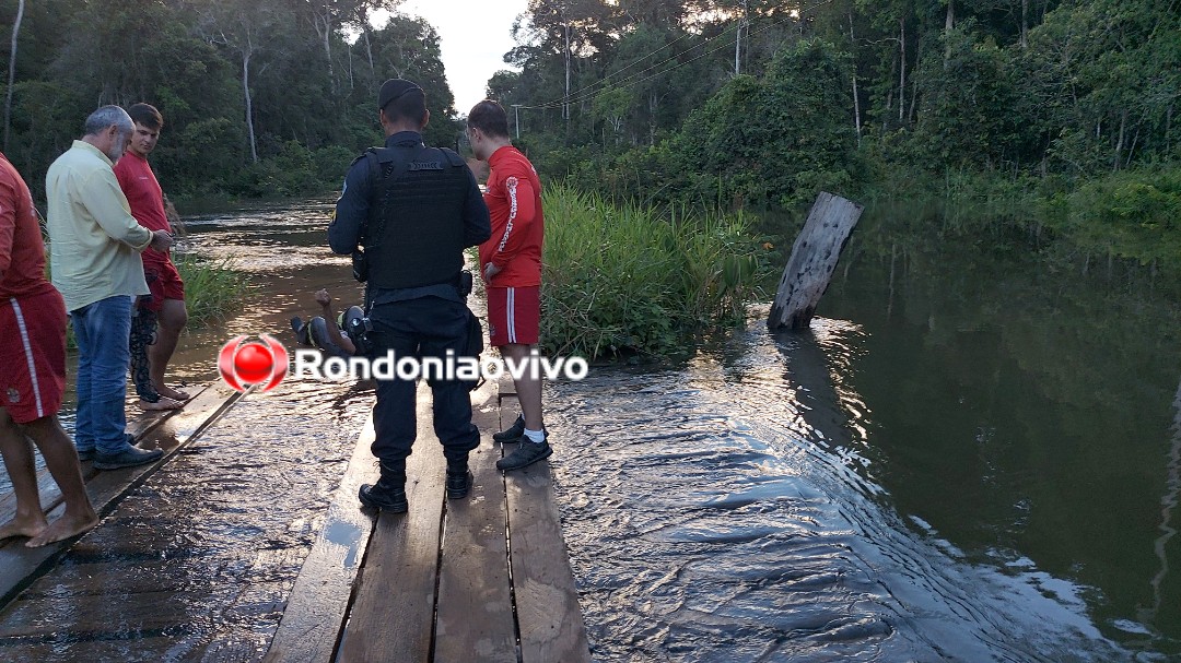 FATALIDADE: Trabalhador morre após caminhonete cair de ponte - VÍDEOS