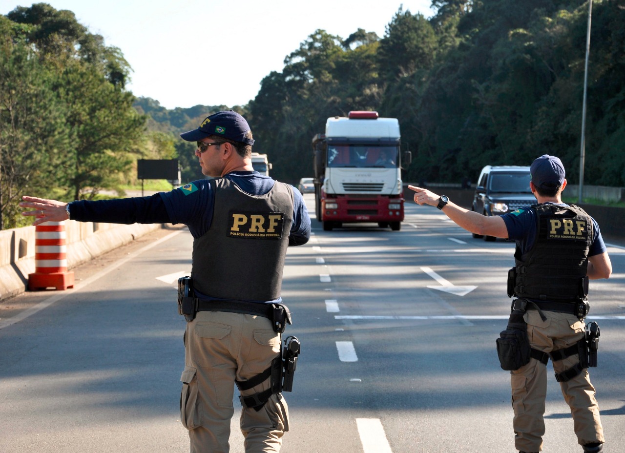 FISCALIZAÇÃO: PRF divulga números da Operação Proclamação da República