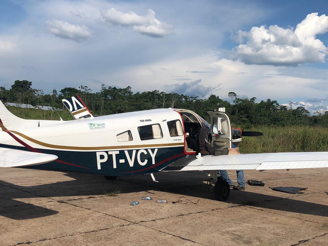 PÂNICO: Princípio de incêndio atinge aeronave com candidato do PT