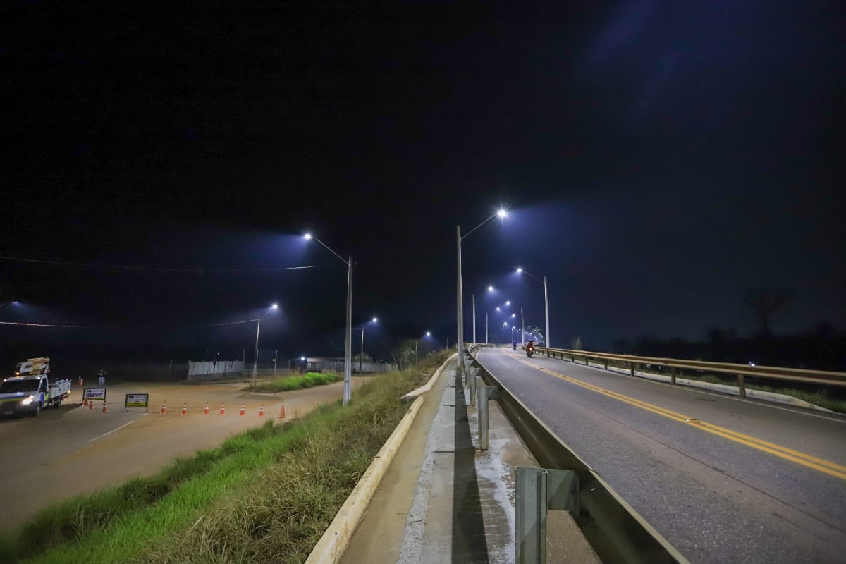 BR-319: Júnior Cavalcante comemora iluminação da Ponte do Rio Madeira