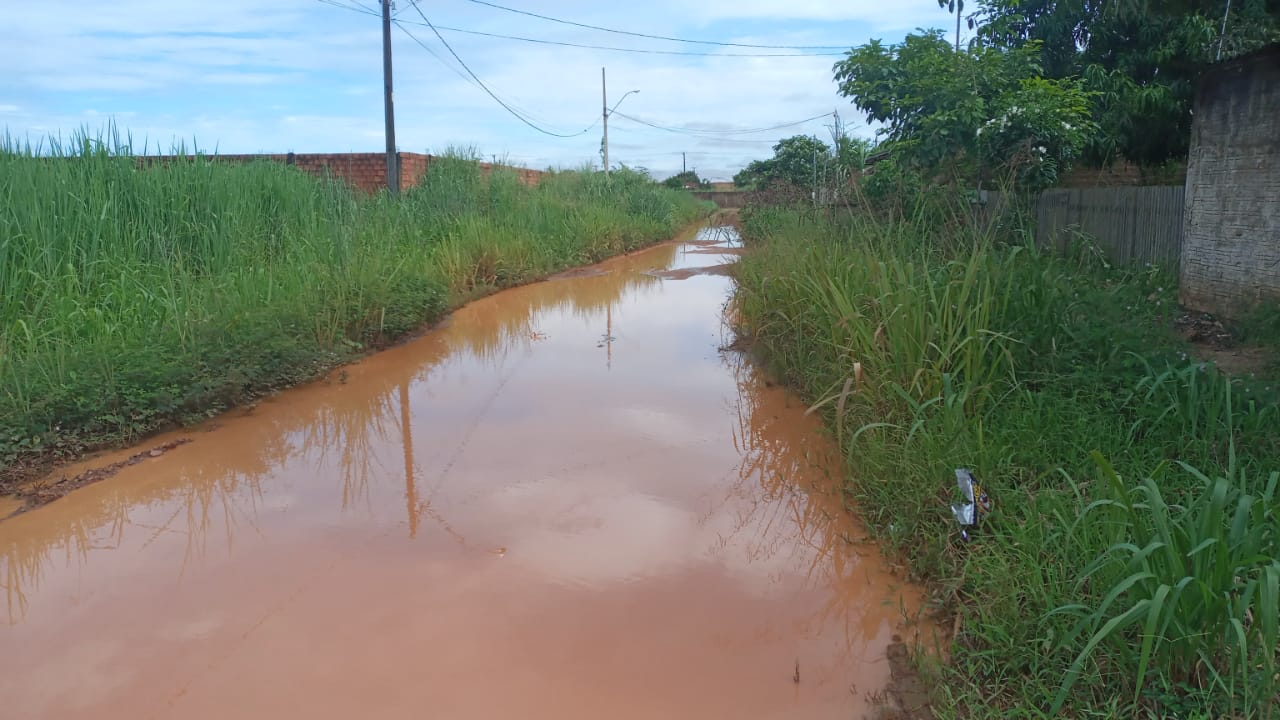 LAMAÇAL: Moradores do Bairro Três Marias sofrem com descaso da prefeitura