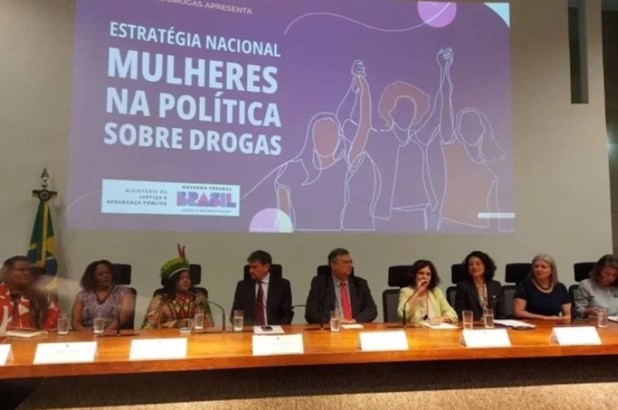 21 DE ABRIL: MJ abre edital para projetos que atendem mulheres vítimas das drogas