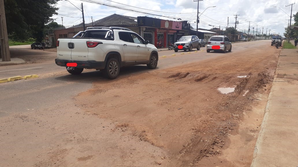 BAGUNÇA: Avenida Calama é liberada, mas Caerd destrói asfalto novo